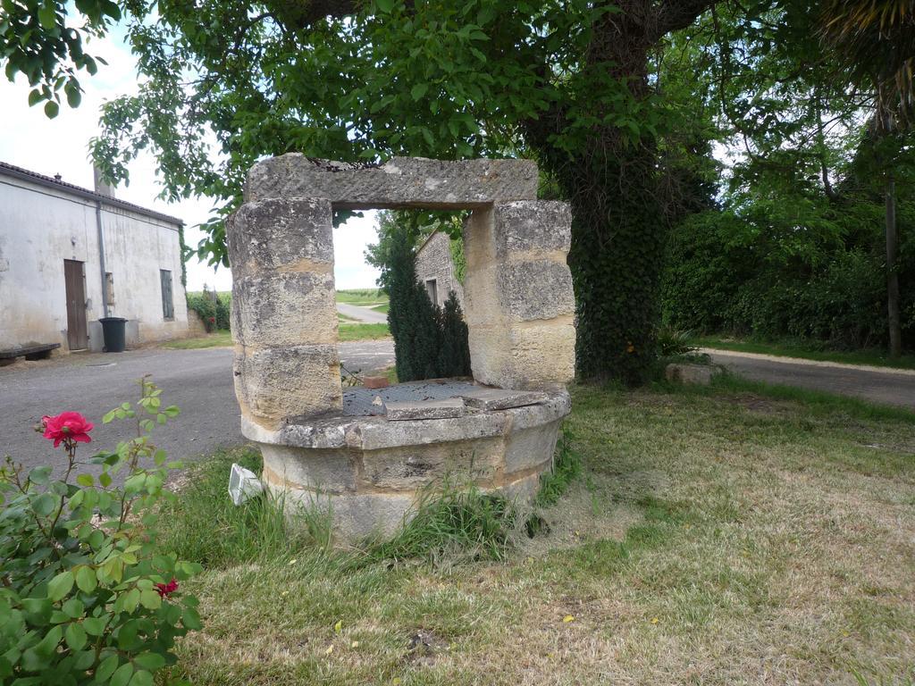 Coup 2 Foudres Bed & Breakfast Saint-Jean-de-Blaignac Exterior photo